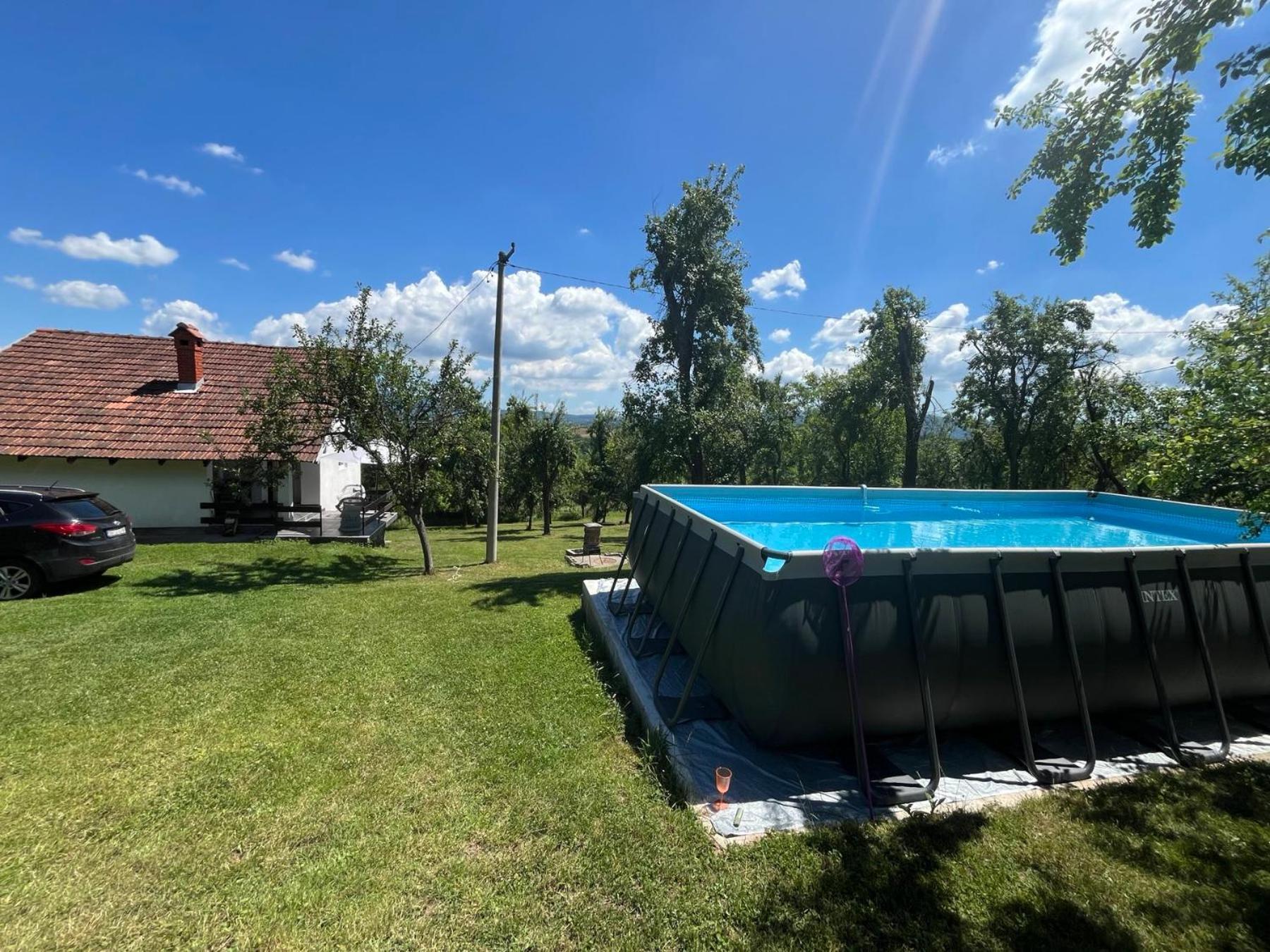 Vikendica Gaj Villa กอร์นีย์มิลาโนวัซ ภายนอก รูปภาพ