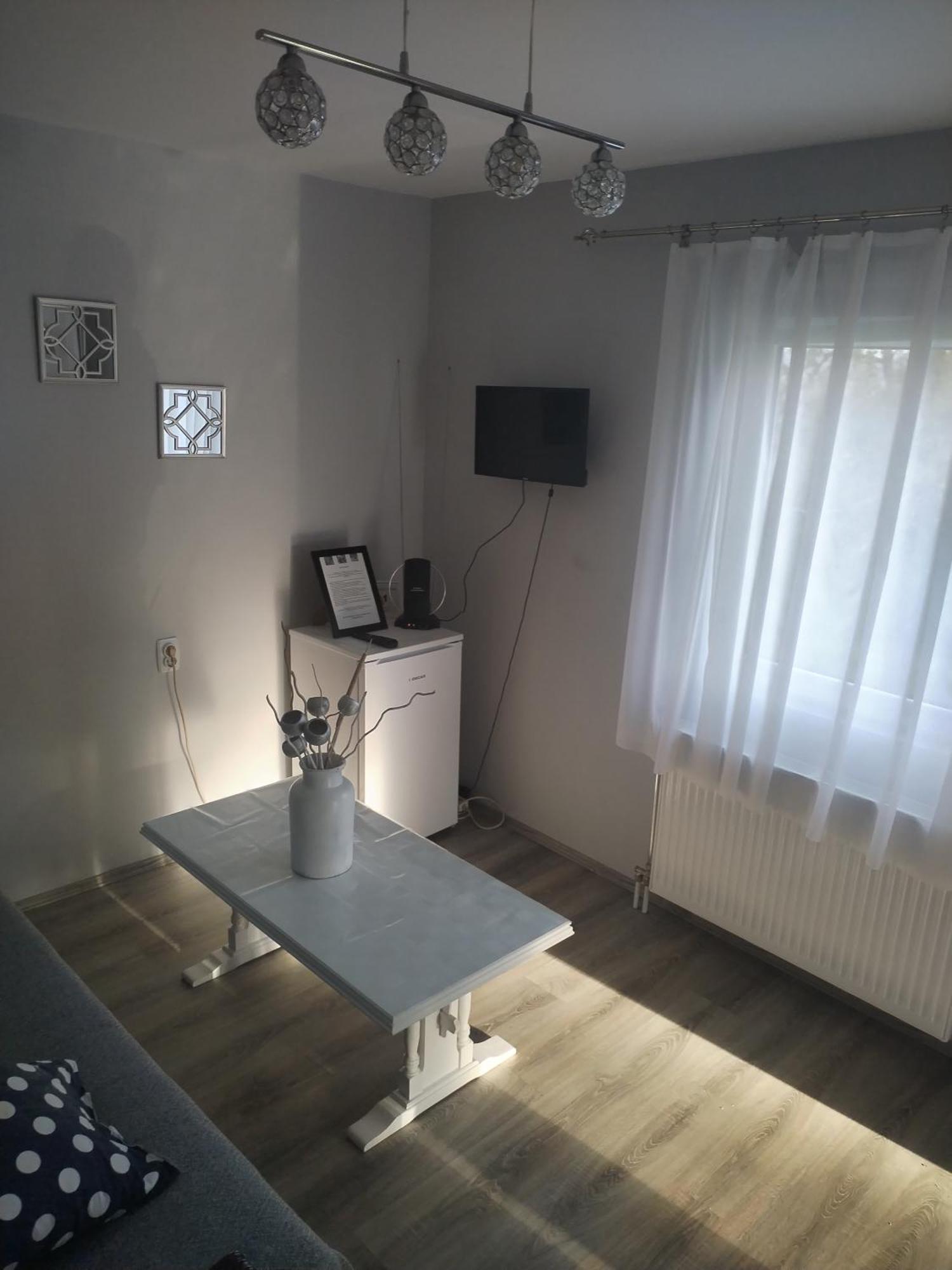 Vikendica Gaj Villa กอร์นีย์มิลาโนวัซ ภายนอก รูปภาพ
