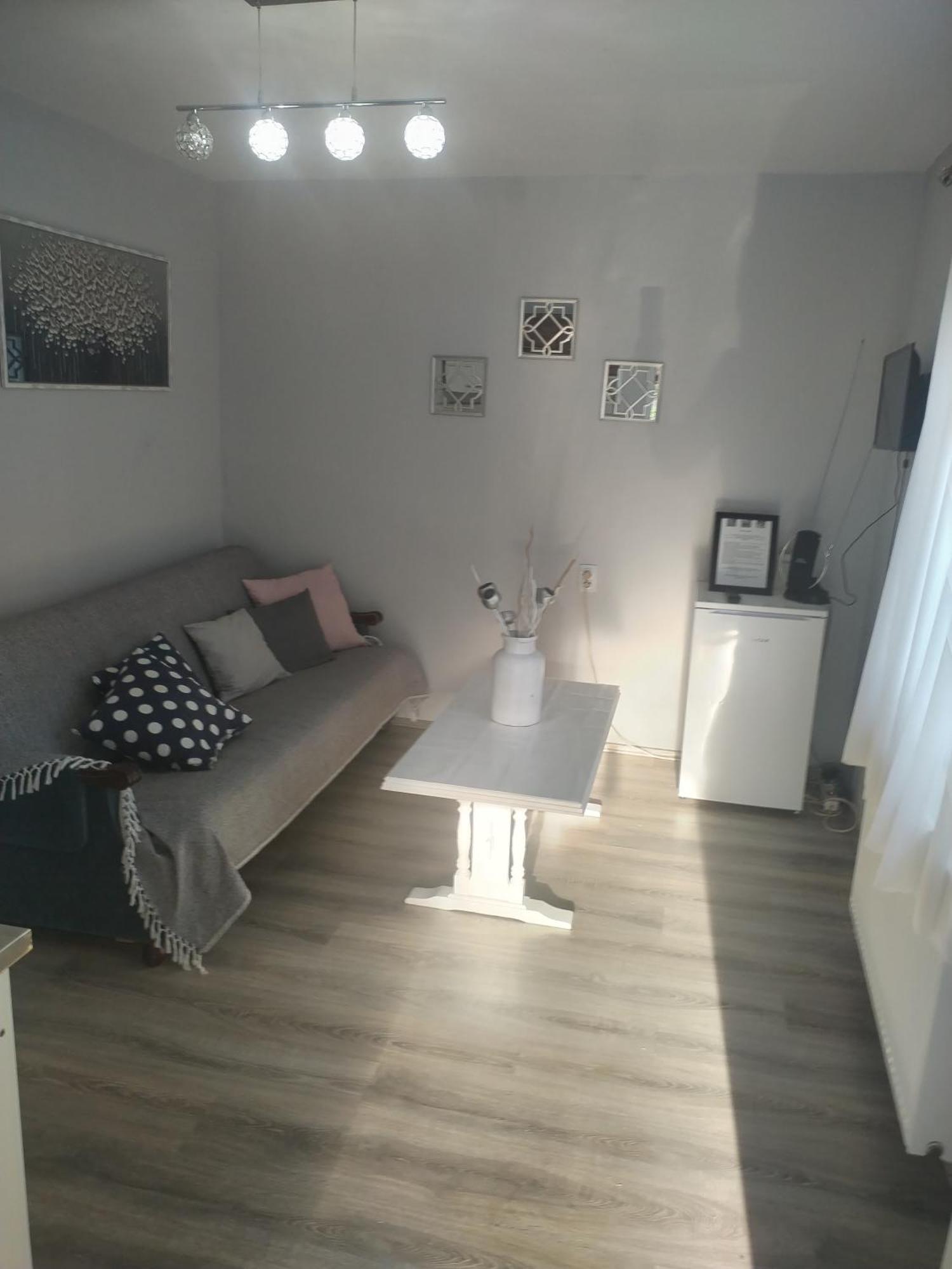 Vikendica Gaj Villa กอร์นีย์มิลาโนวัซ ภายนอก รูปภาพ